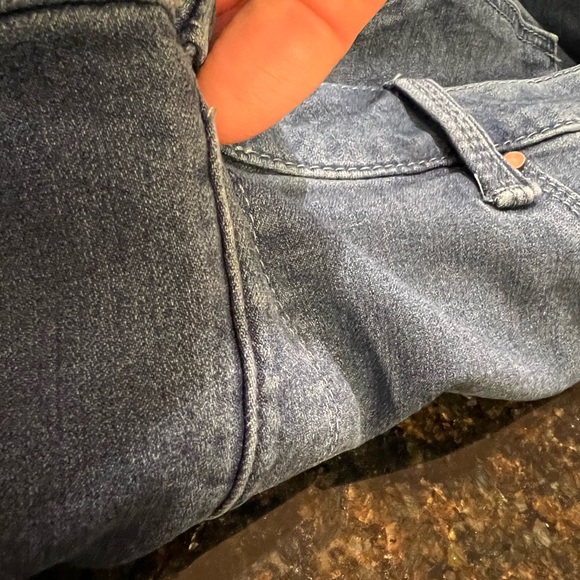 Laurie Felt Los Angeles Silky Flare with Vital Stretch Technology Jeans - Picture 8 of 15